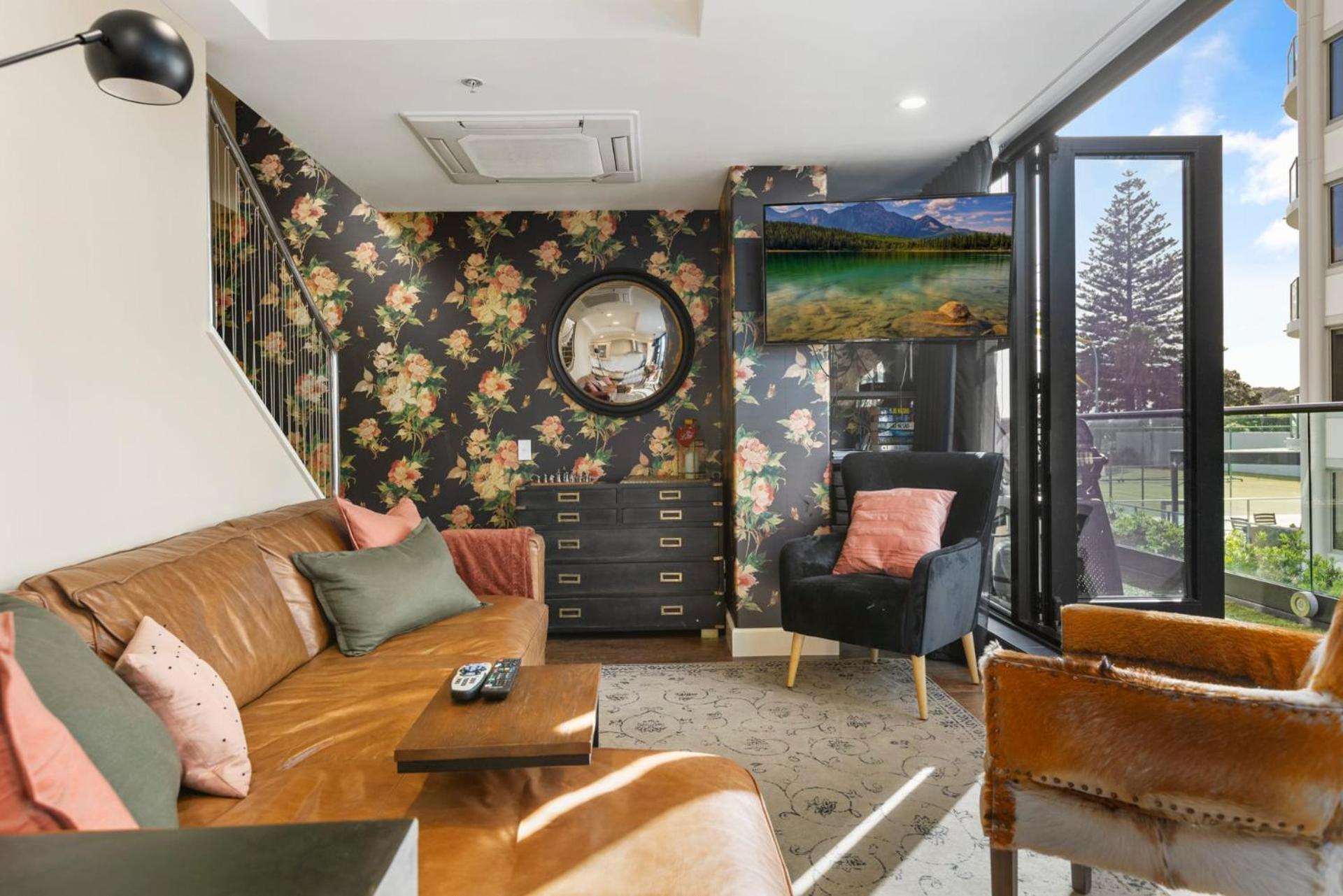 Marvelous Downtown Apartment Moments From Main Beach With Heated Pool, Gym And Parking Маунт-Маунгани Экстерьер фото
