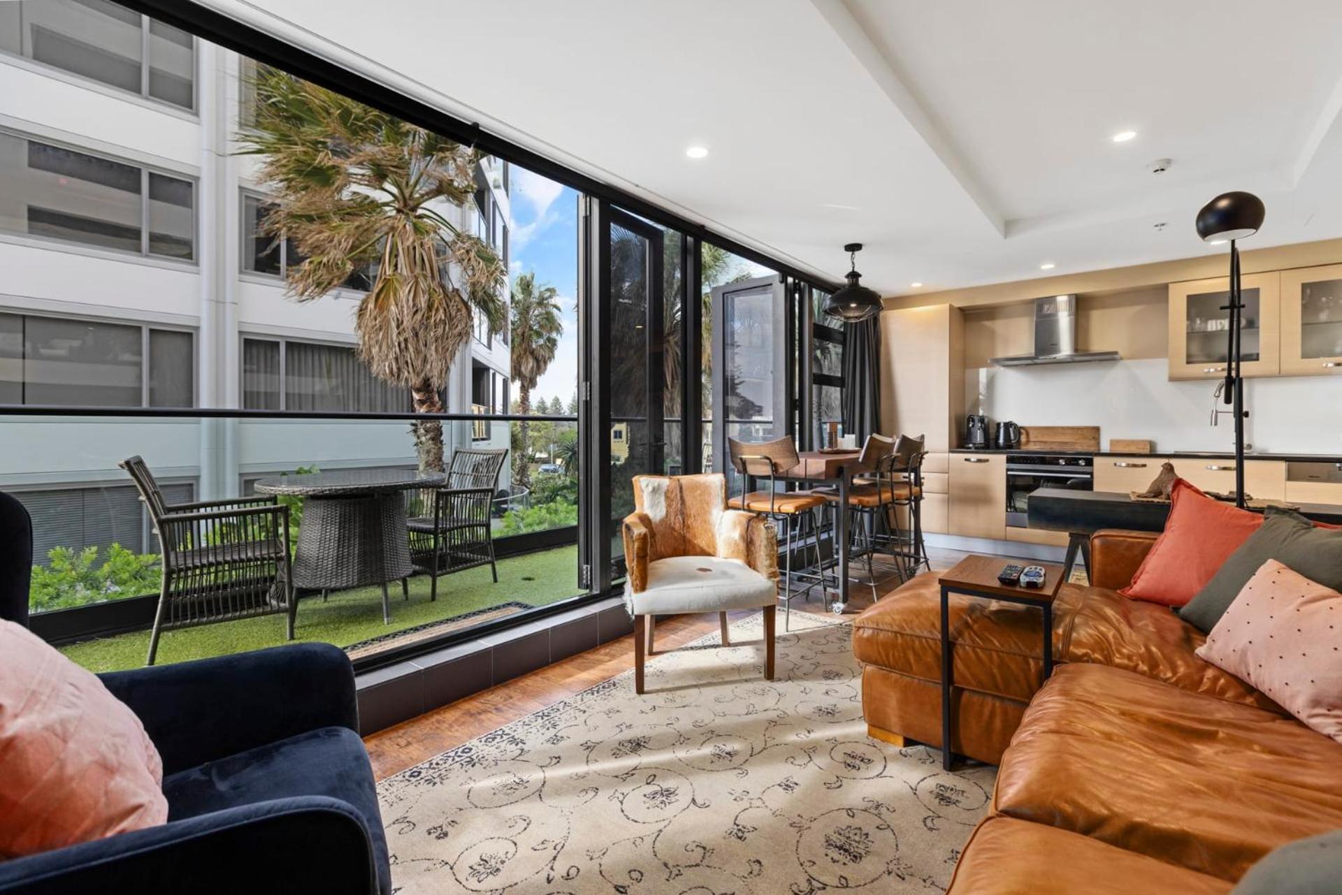 Marvelous Downtown Apartment Moments From Main Beach With Heated Pool, Gym And Parking Маунт-Маунгани Экстерьер фото